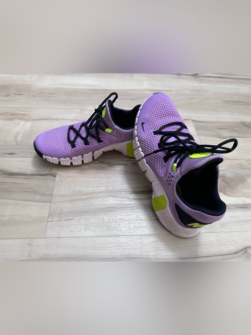 Nike Women's Metcon 4 Purple Mesh Training Sneakers with Black Laces